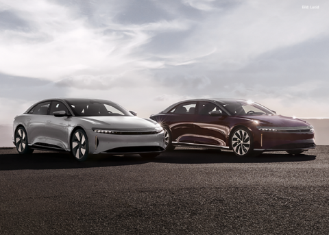 Zwei Lucid Air