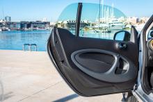 smart EQ fortwo Fahrertür offen