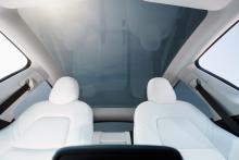Tesla Model Y Innenraum in weiß Dachhimmel