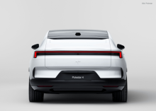 Polestar 4 von hinten